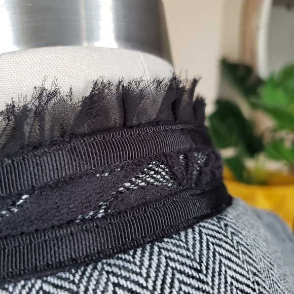 WHBM Timeless Herringbone Blazer Size 2! - Picture 6 of 13